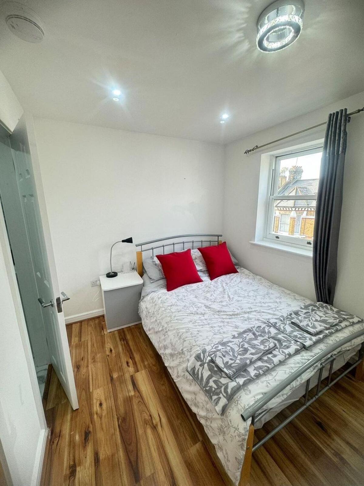 Tina Guest House London Ngoại thất bức ảnh